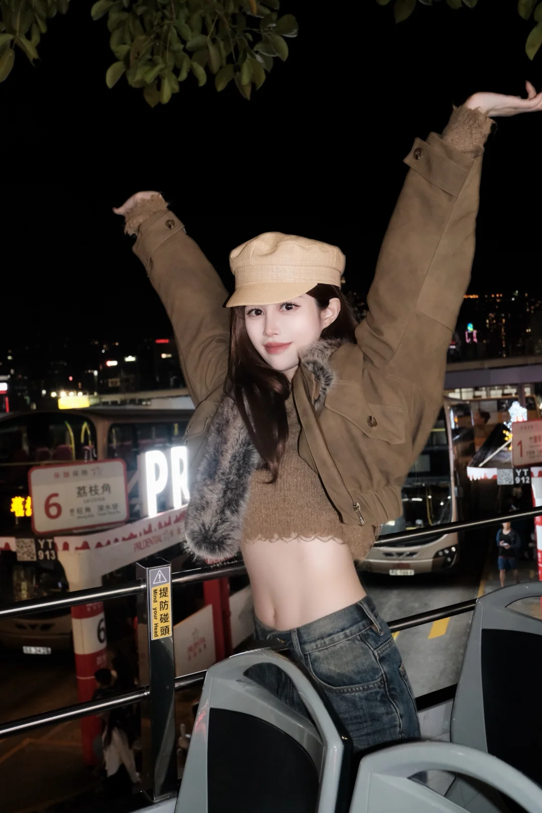 人家上太空才拍三张 我坐大巴拍了八百张