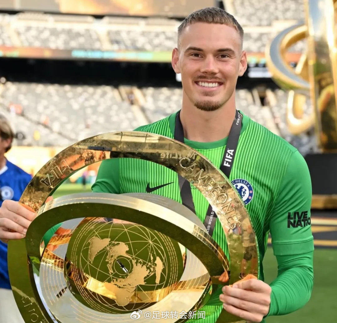 马雷斯卡赛前回应了约根森想要在一月份离开的传闻，他表示：“我和约根森在赛季初就沟