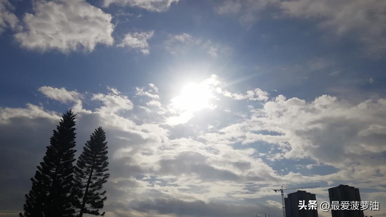 随着台风“米娜”残余环流西移，
今天广东中西部仍有强降雨，
防御措施还是要做好。
