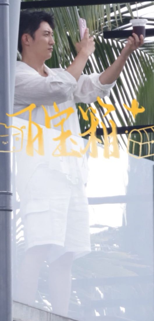 哎哟拍给谁看呢～ 