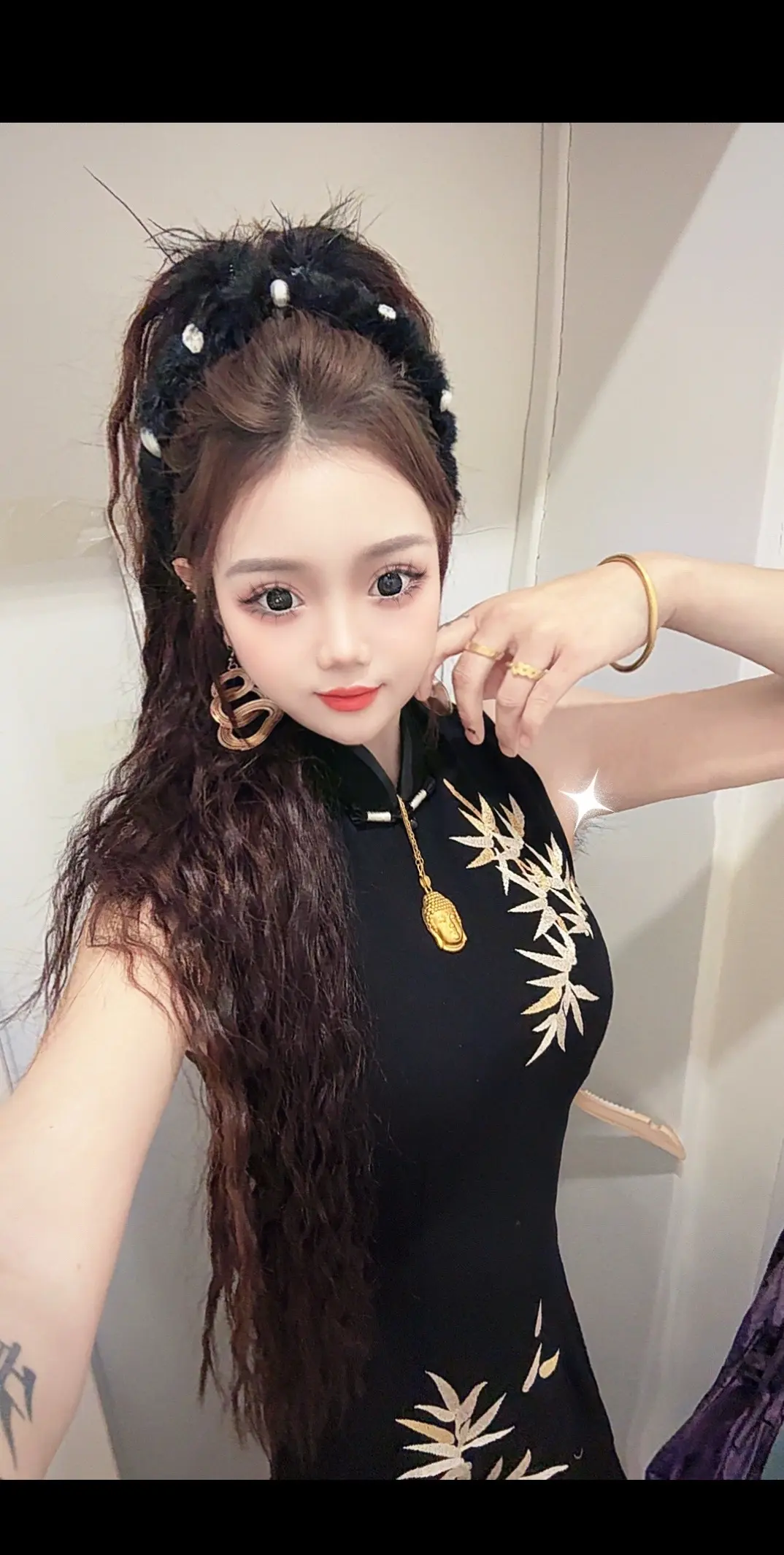 满腔愁和怨那 声声问苍天..果然到了这个年纪就喜欢这种调调