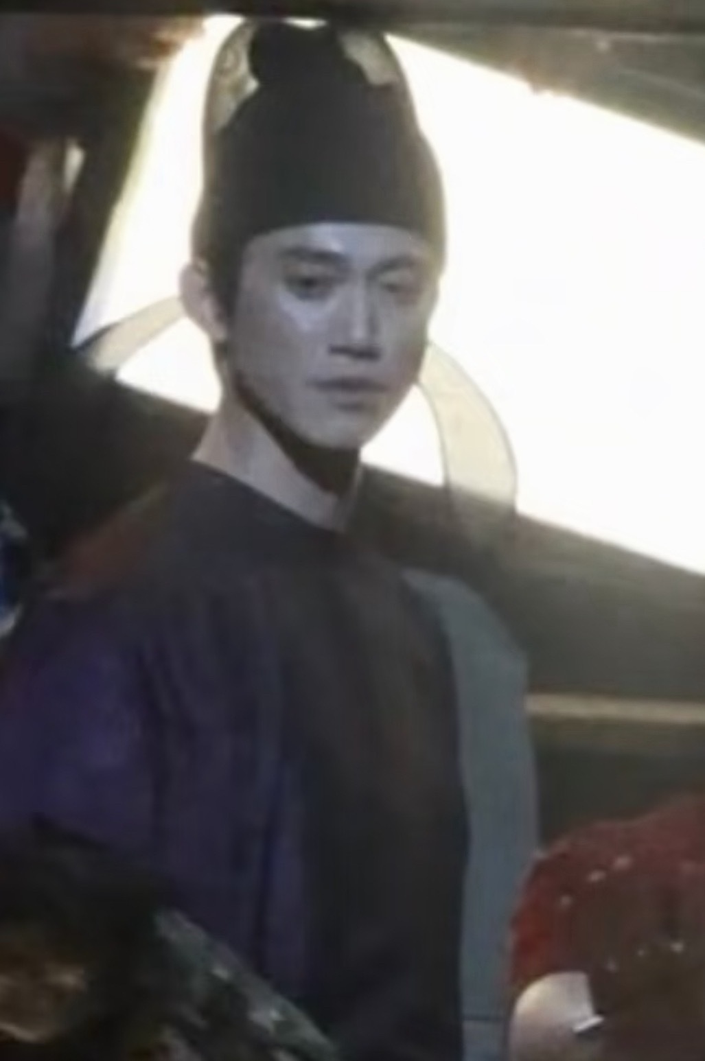 一觉醒来吴慷仁也去拍古偶了 ​​​
