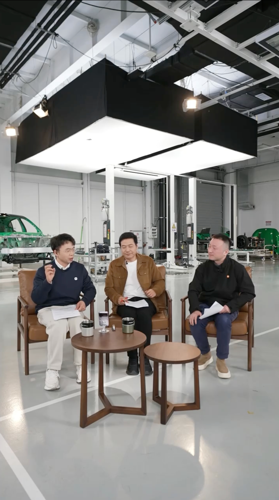 雷军直播回应质疑雷军直播 大活儿来了！雷总直播中，徐洁云作为公关部总经理正式回应