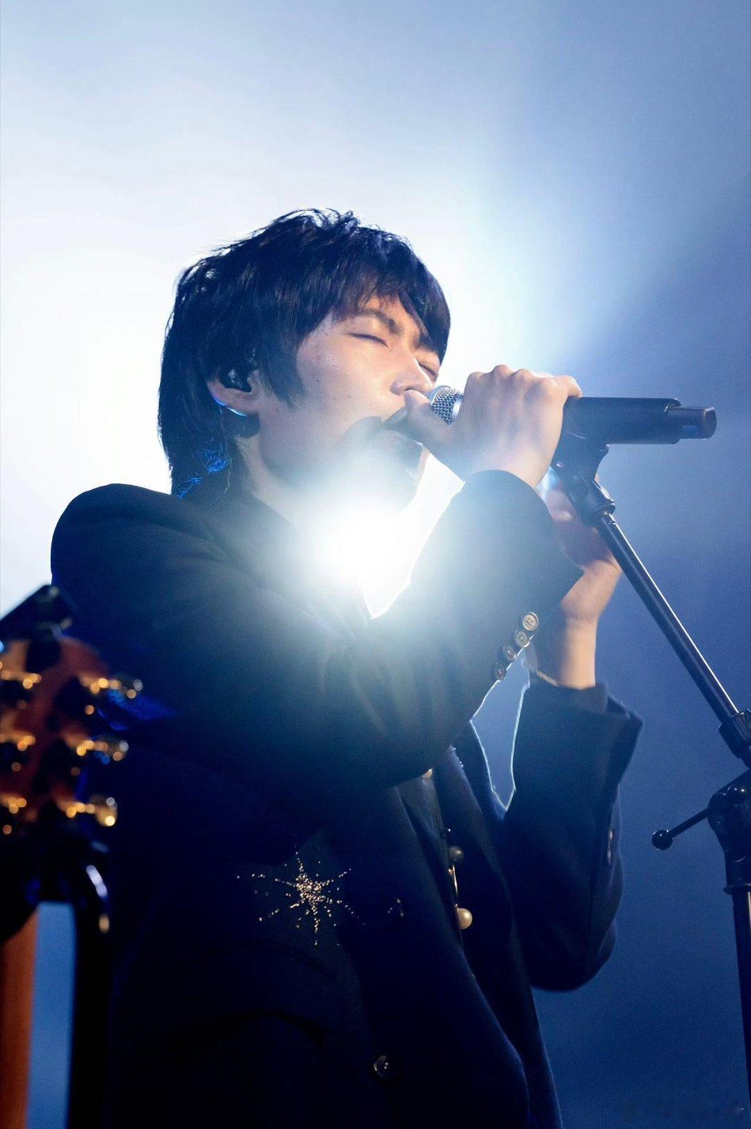 鹿先森乐队北京工体馆演唱会 5月26日12:00开票🎫 时隔七年，工体馆的灯光