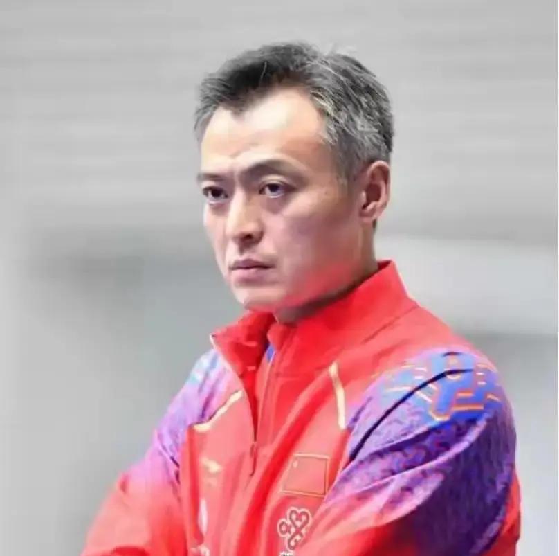 秦志戬和肖战，正在截胡王皓马琳。
 
这不是意外，是国乒算的一笔明账。
 
你看