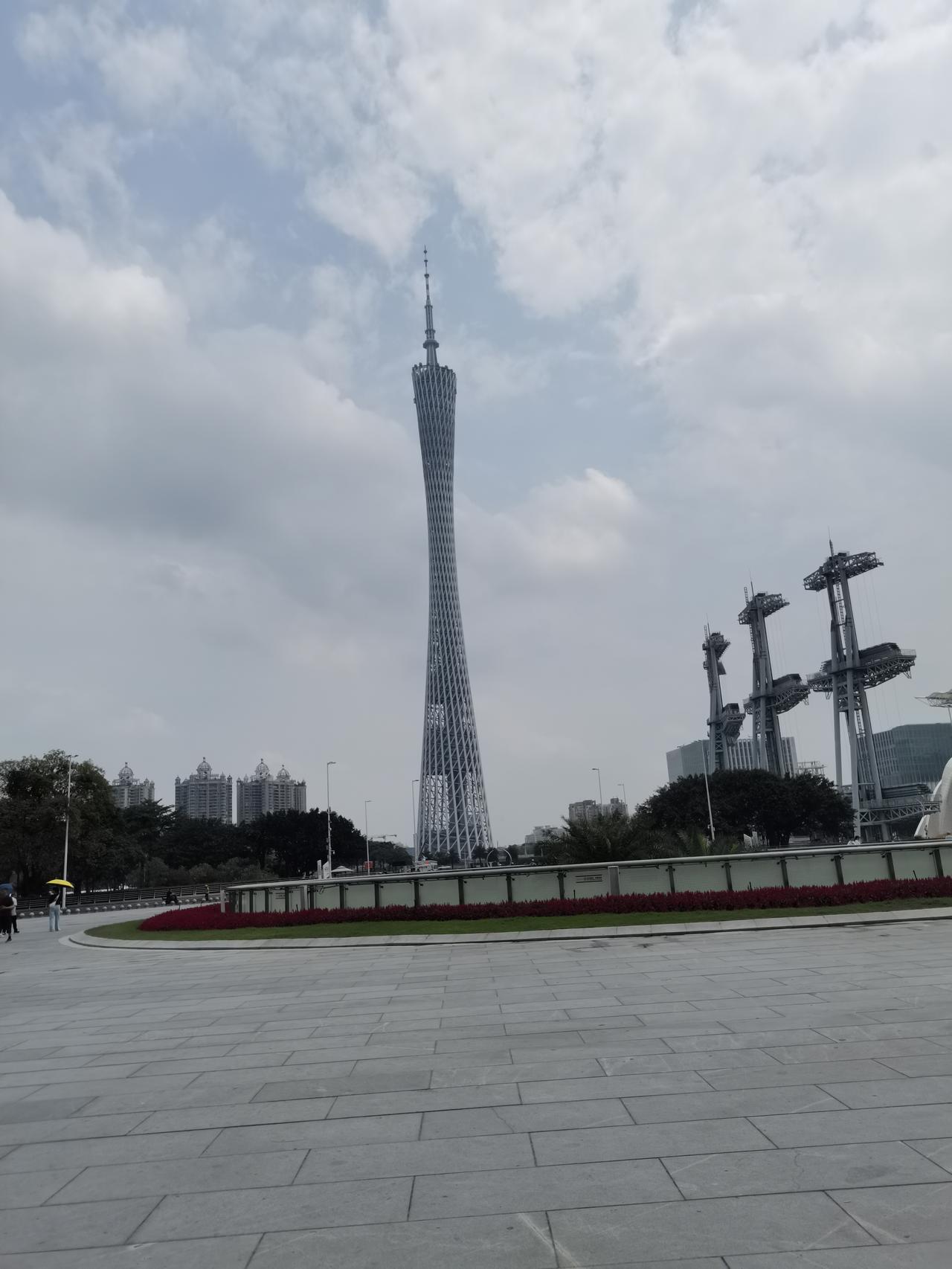 比亚迪招人学历真的那么重要吗?学历什么时候都重要，但比亚迪招晋工只要是个人都是可