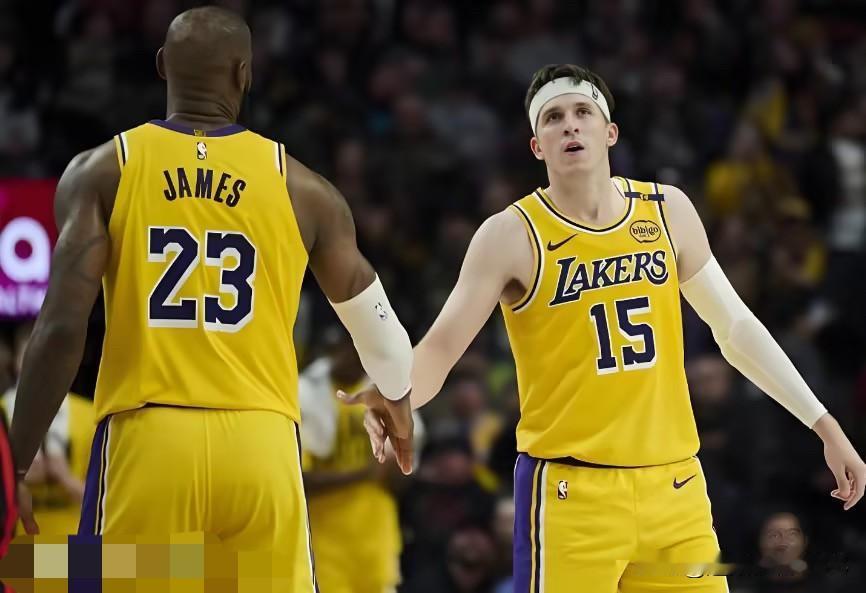 肯纳德完成首秀，詹姆斯砍下20分10助攻7篮板，湖人105:99战胜勇士，战绩与