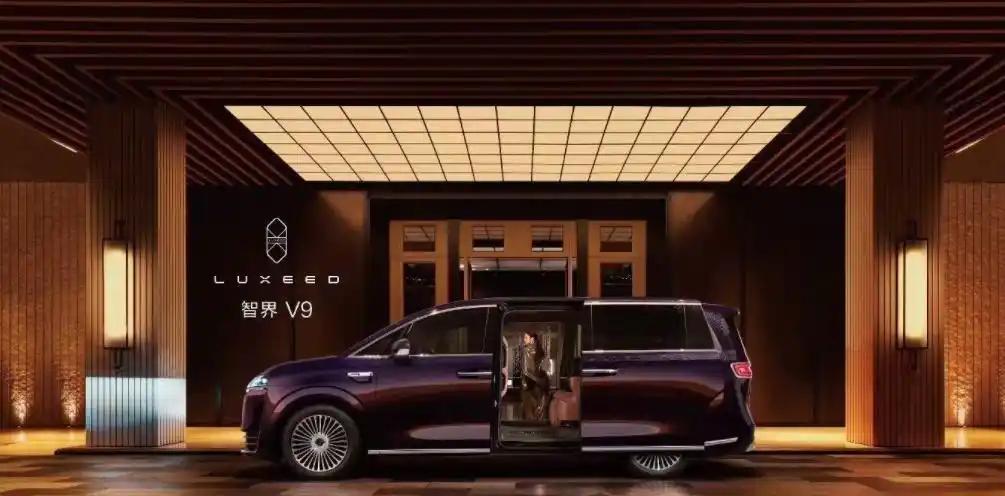 1月份MPV销量榜刚出来，所有人都傻眼了。

曾经月销近万的腾势D9，直接跌出前