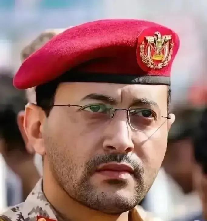 胡塞武装传来消息，
4月10日，也门胡塞武装的大领导阿卜杜勒·马利克·胡塞突然发