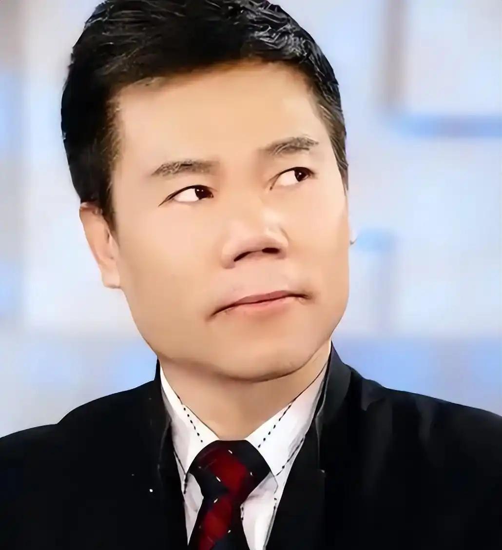 司马南老师，您是真爱国啊！当年您义正词严地揭露王林大师，把那些装神弄鬼的骗局撕得