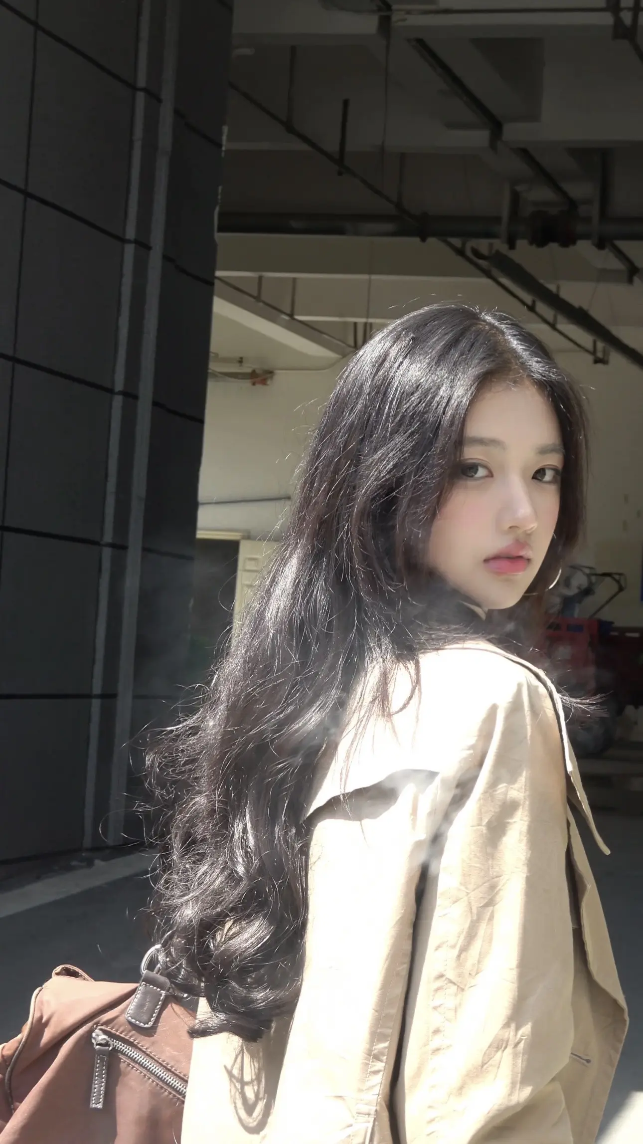 万物各有时令，爱也到了秋天。