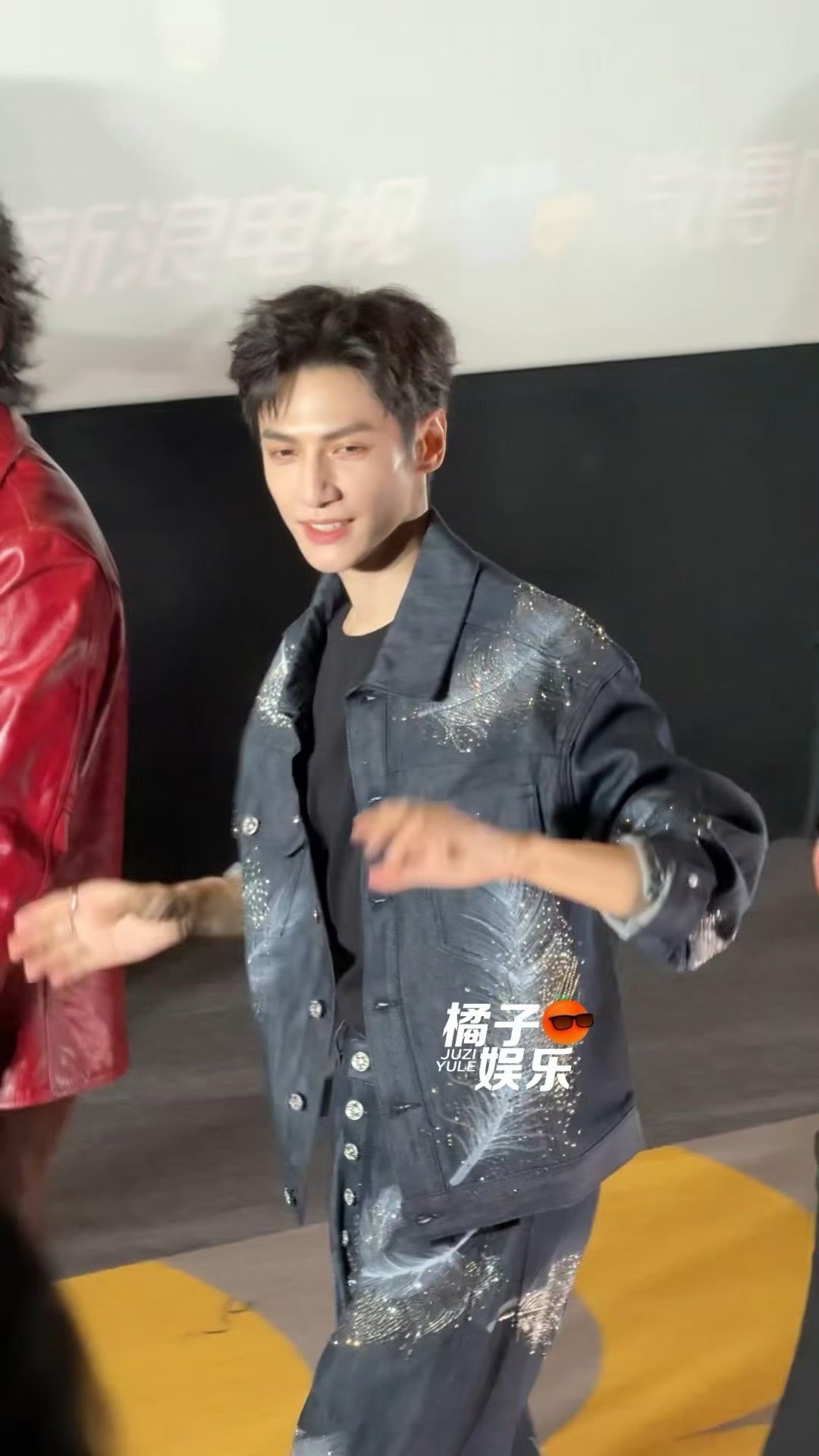 罗云熙  罗云熙又帅了我一大跳，为什么他总能一直保持撕漫男的状态 