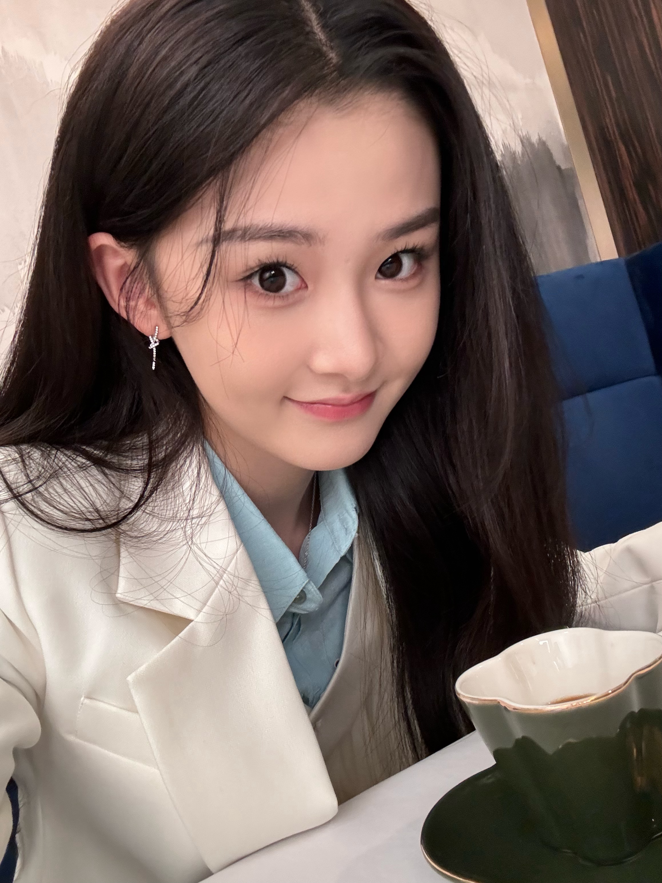 无数个瞬间构成的我们，我的淼淼，和一大群可爱的人们。再会！🎆🍲👫❄️十年倾