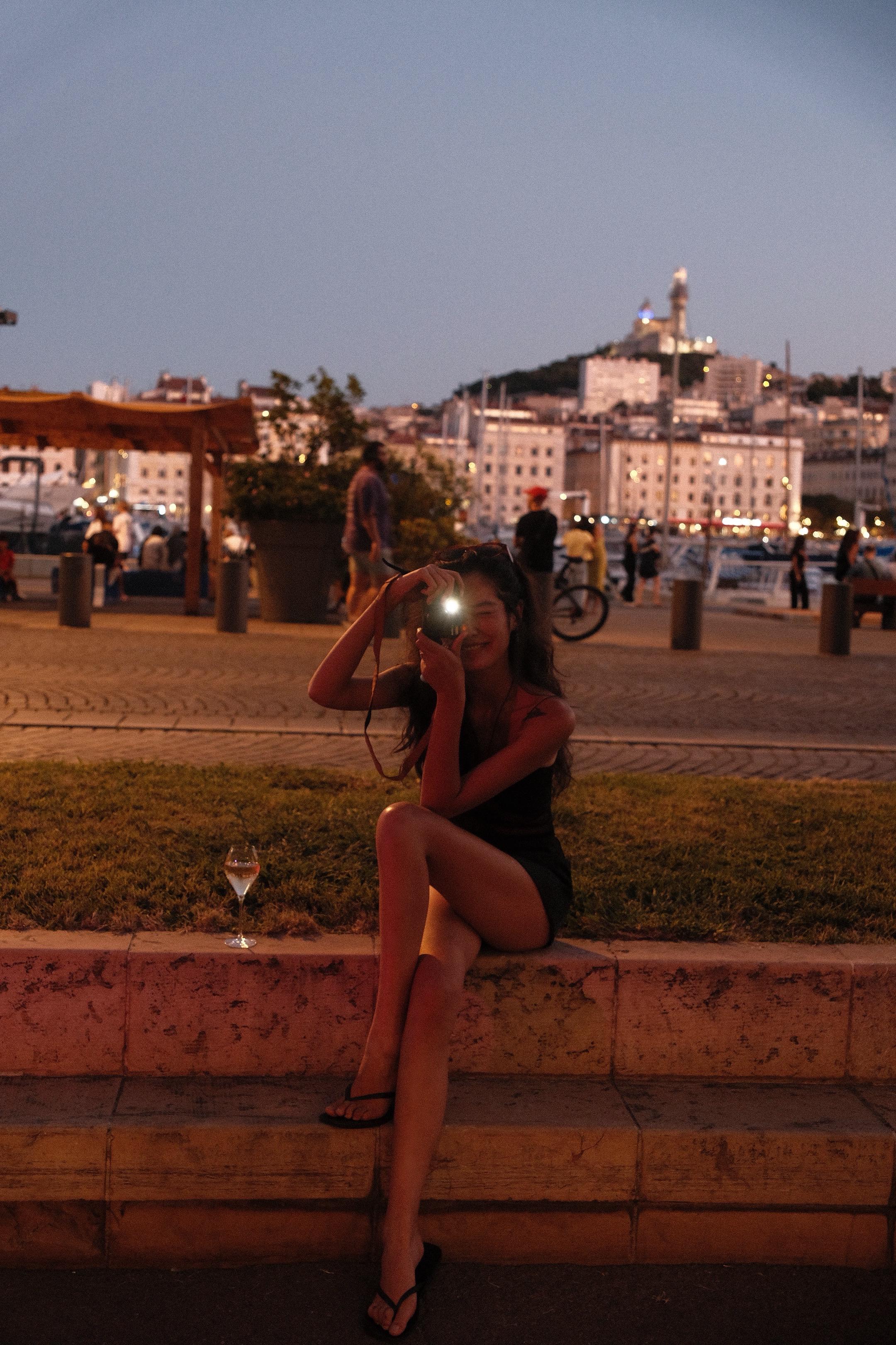 危险又迷人的马赛夜晚🖤。