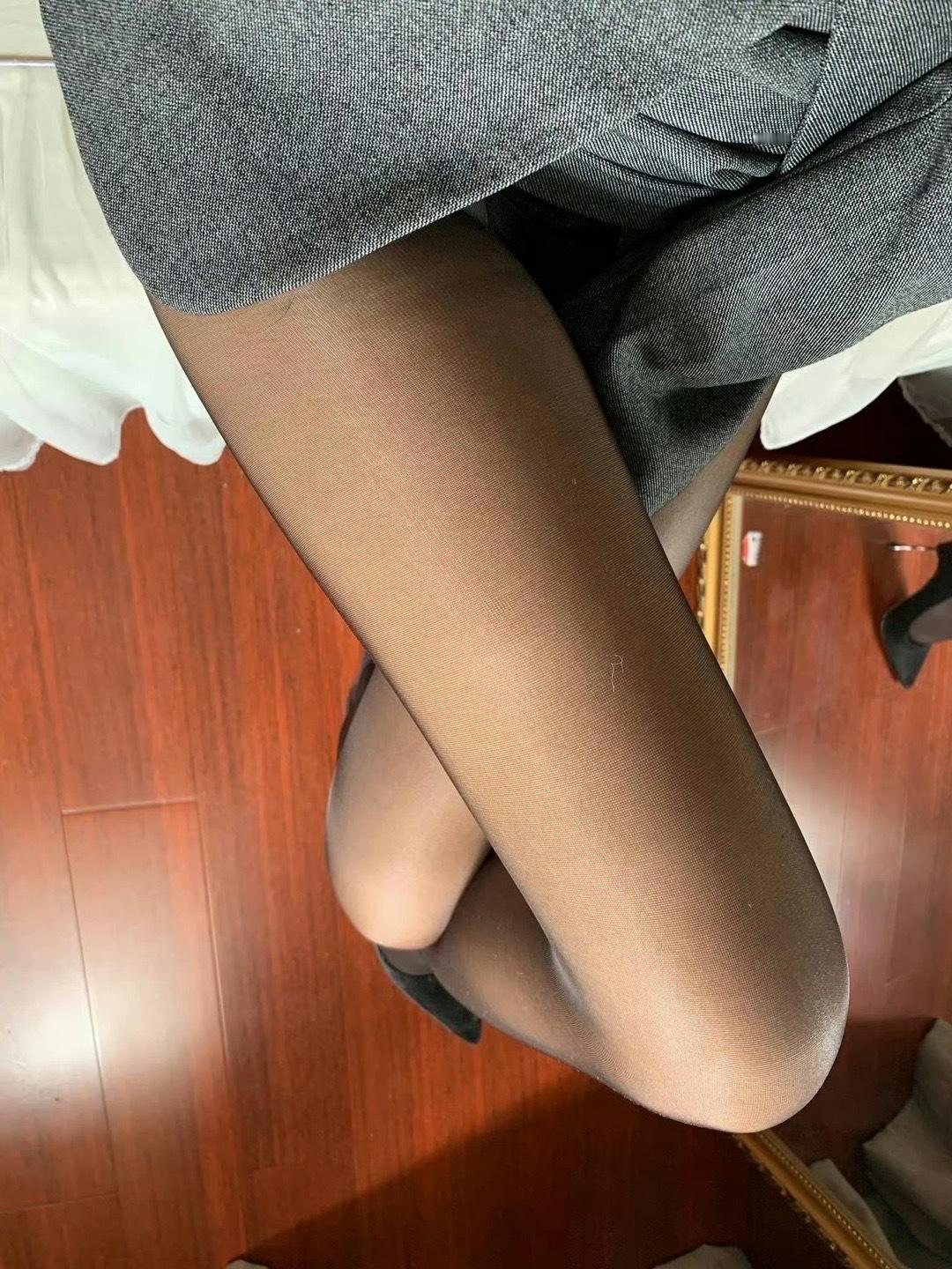 给出轨男人的话！#男人出轨##人性的丑陋# 首先，出轨就是出轨，不要为自己的行为