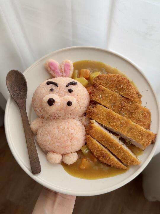 宅家自制猪萨奇咖喱饭🍛&夏日补钙酸奶碗🥣