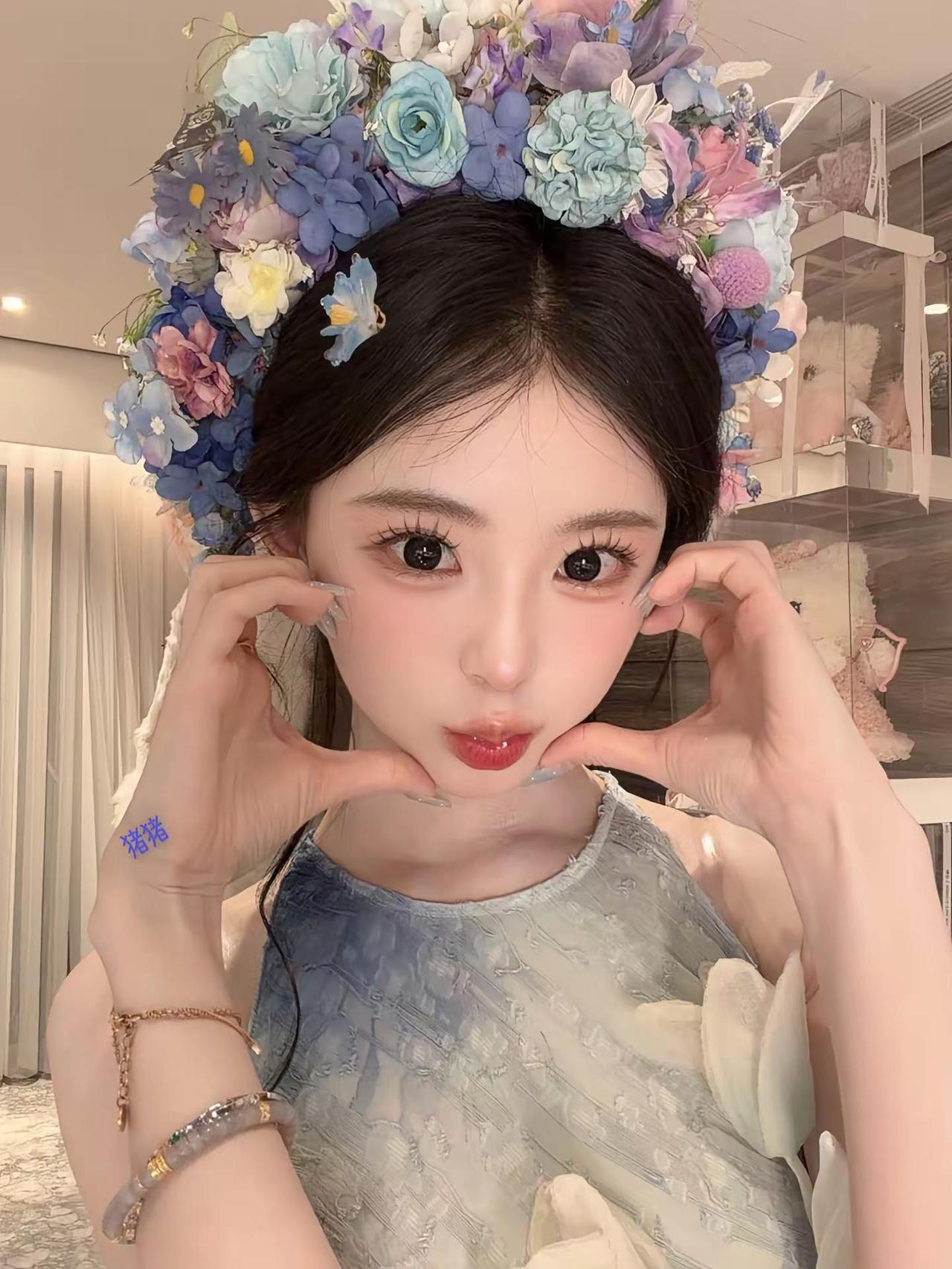 今生簪花 世世漂亮 一念簪花 一世无忧。愿你健康快乐就好 爱你 我的小宝@k卡卡