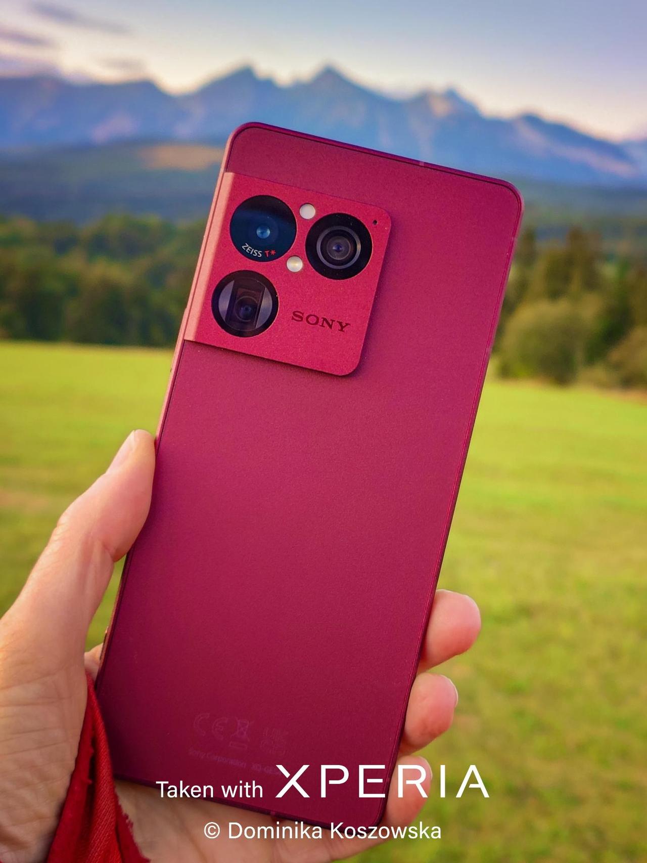不同的地方。不同的光线。不同的故事。这段视频使用 Xperia 1 VIII 拍