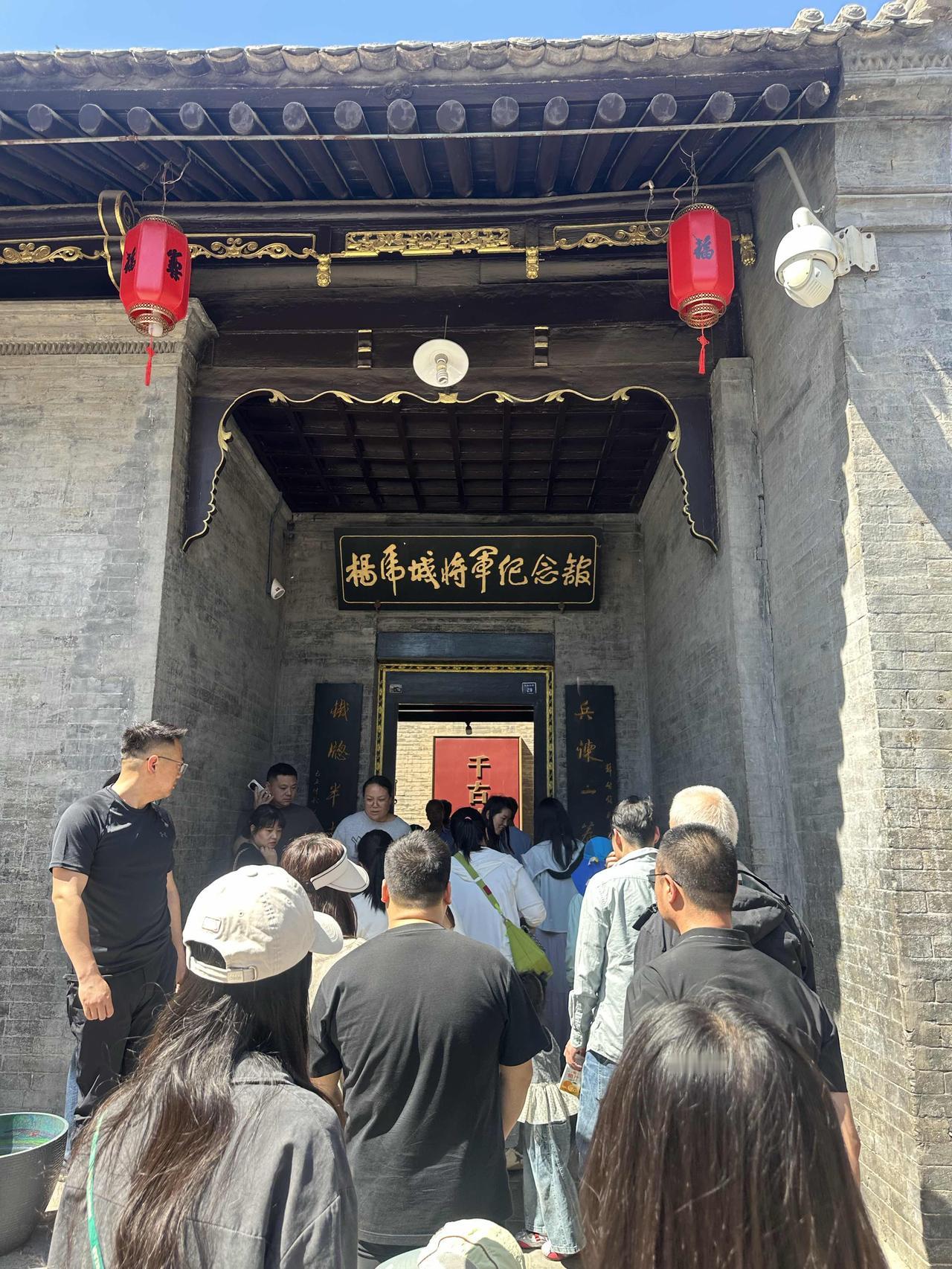 五一假期，天气晴好，开车去了一趟蒲城县城的杨虎城纪念馆，在纪念馆看了爱国将领杨虎