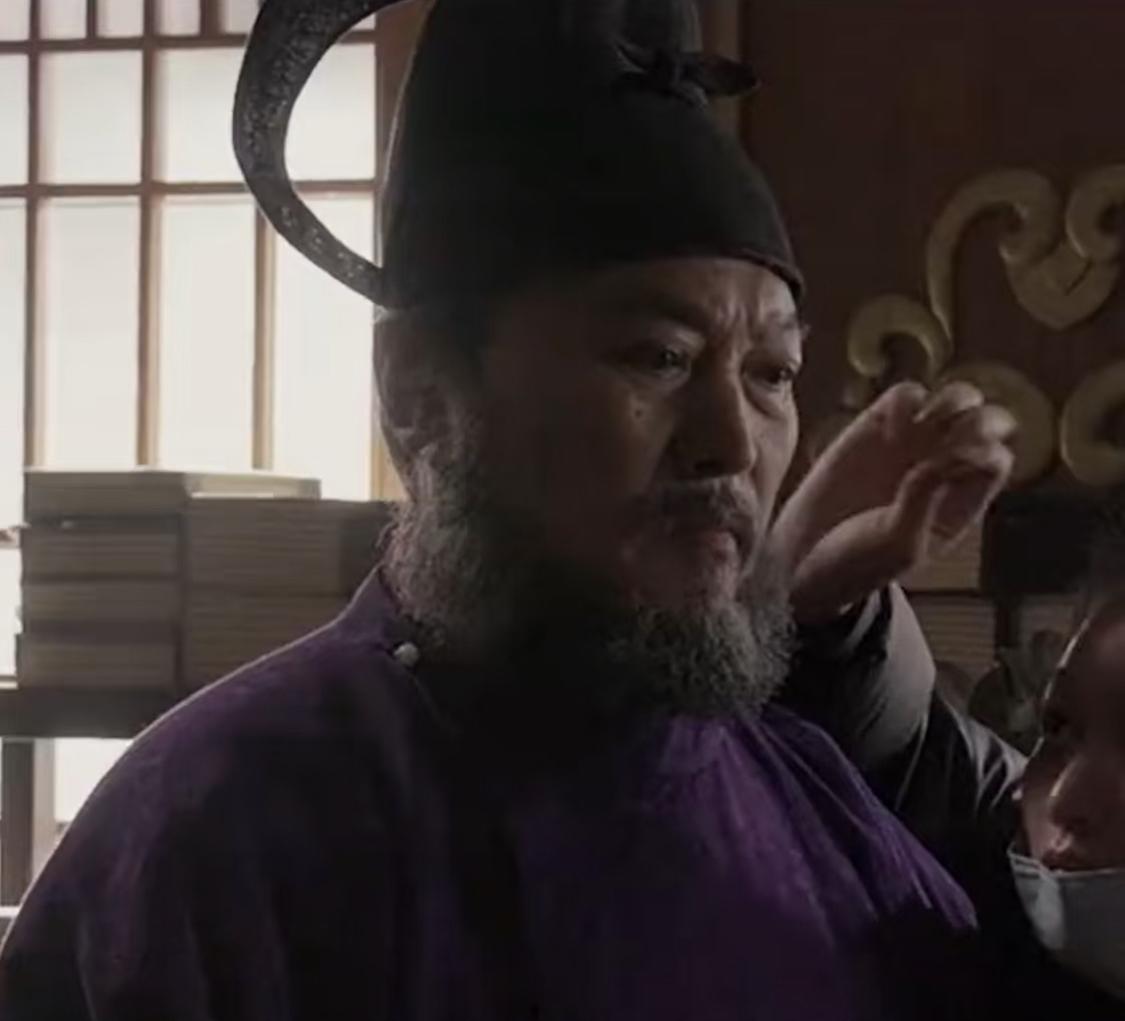 戴恽被诛杀一点不冤，历史上围剿戴恽的不是胡进思，而是章德安。

戴恽是内衙指挥使