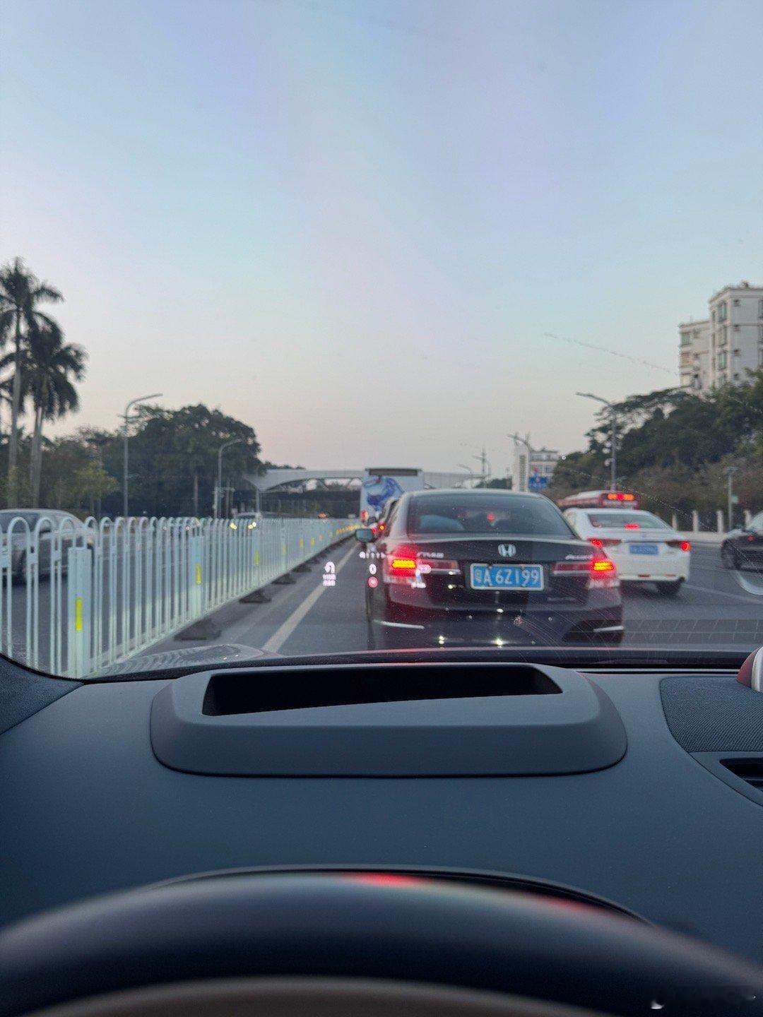 上班上班，保住份工！ 