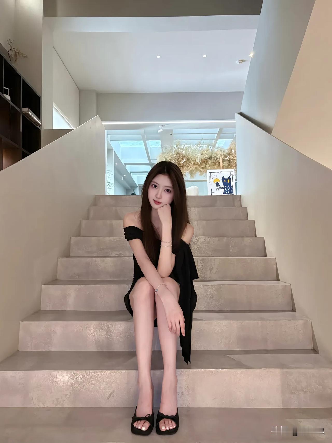 轻纱拂面，步步生莲。