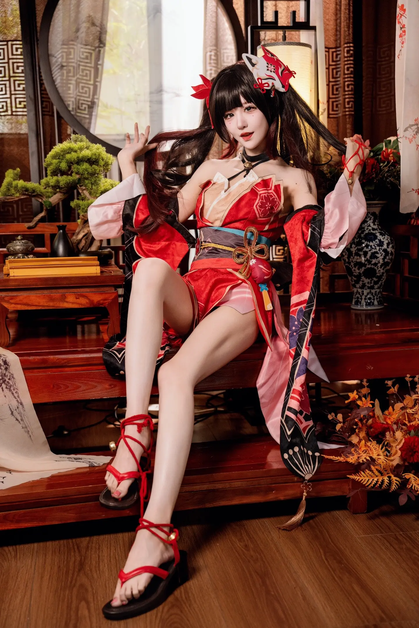 捕捉一束绚烂花火 
coser：孟程程
