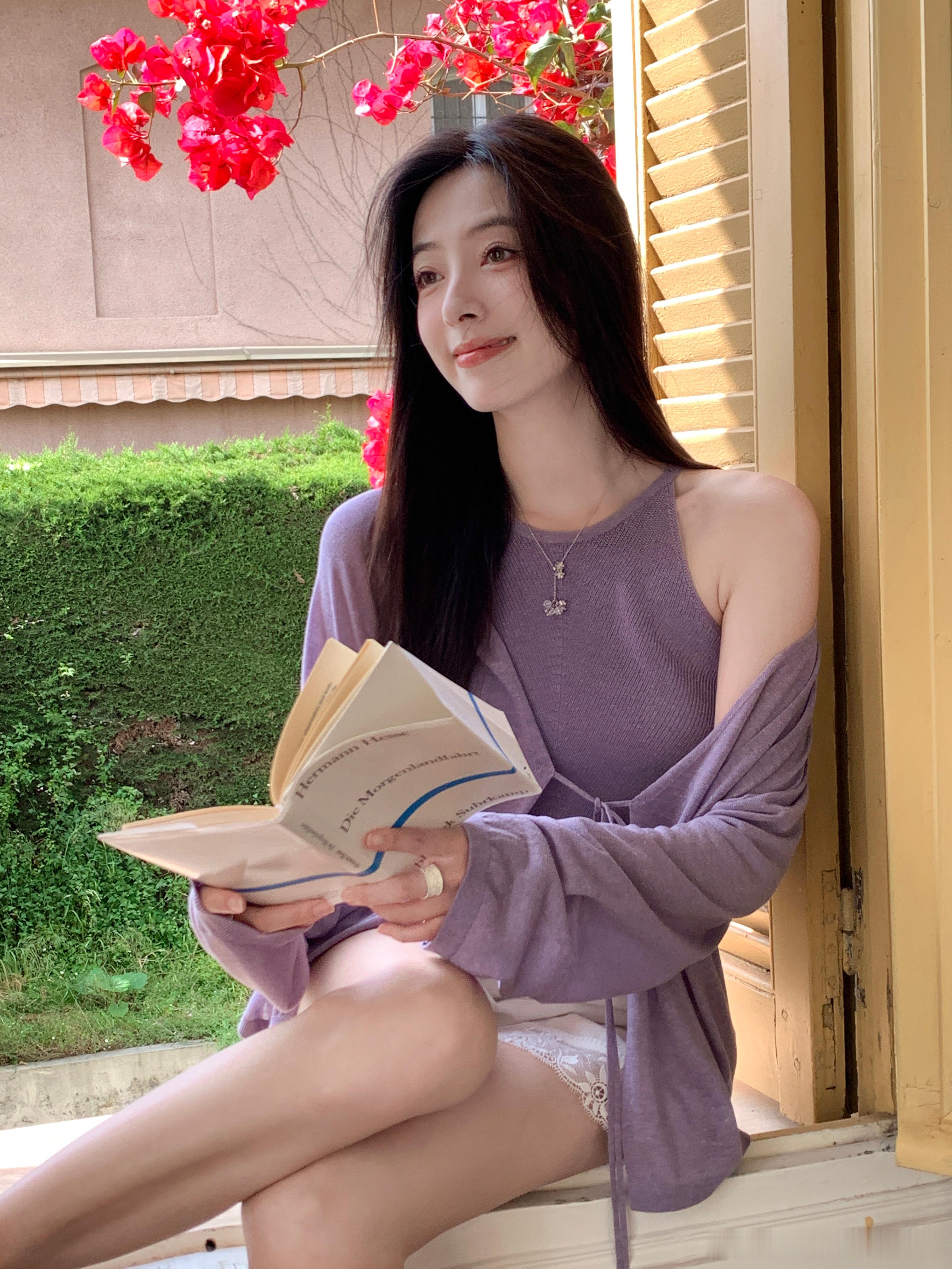 早💜今年感觉特别爱各种紫色这个紫叫“绝绝紫”哈哈 ​​​