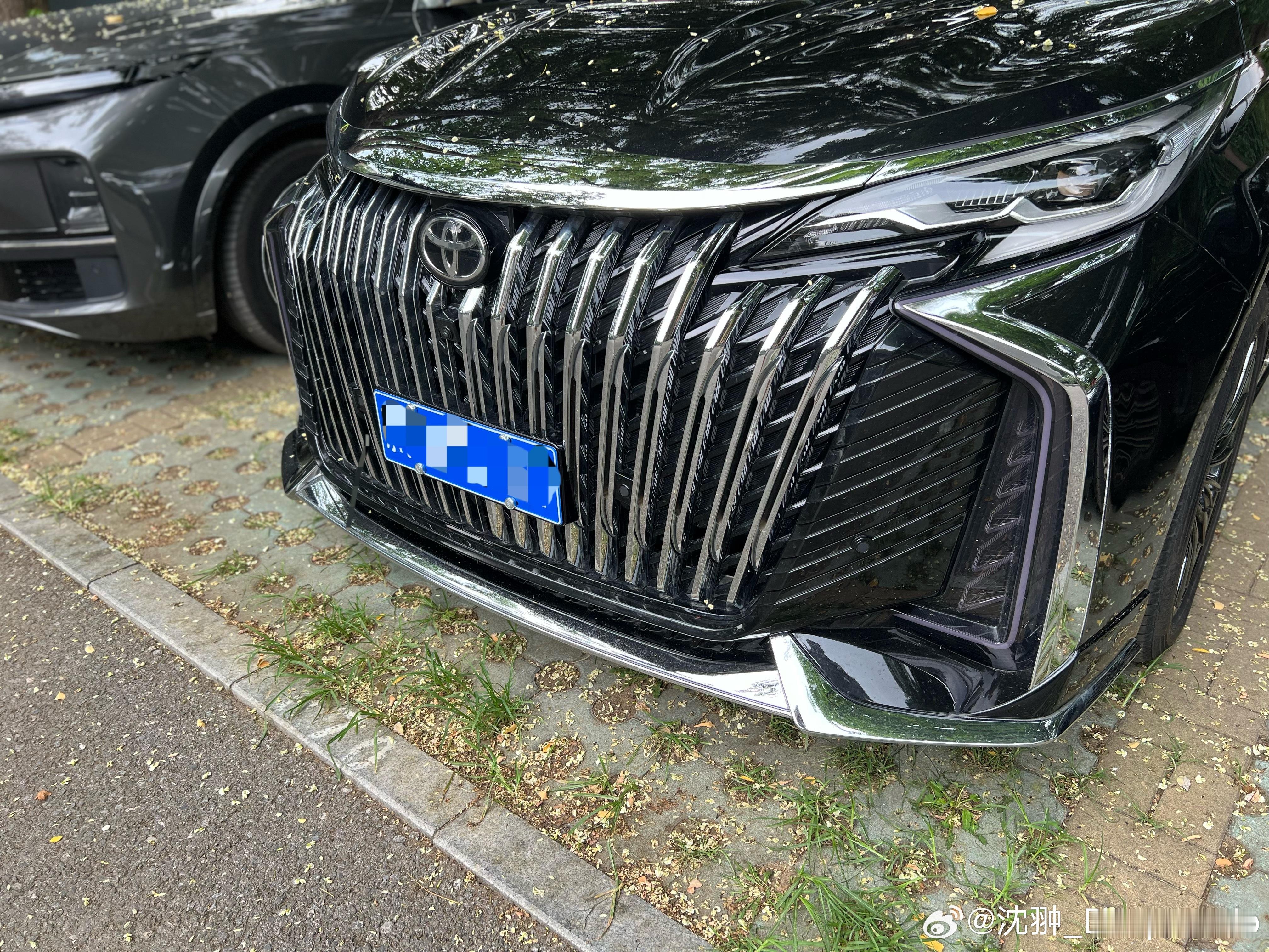 深夜看到不少推送看来事态可能有点严重了。所以最近小心点。🔒想去的，非必要，就别