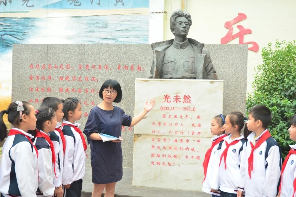 【#我国拟制定爱国主义教育法#】爱国主义是中华民族精神的核心，是中国人民和中华民