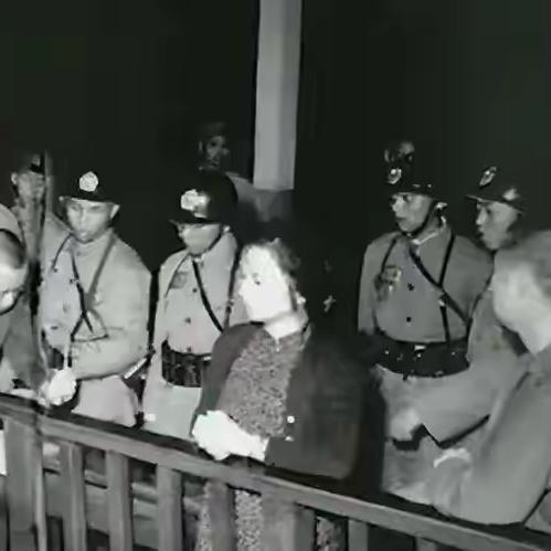 陈诚三次改判才救下吴石妻子，那么大的动静，蒋家父子为啥没察觉？
 
这桩藏在白色