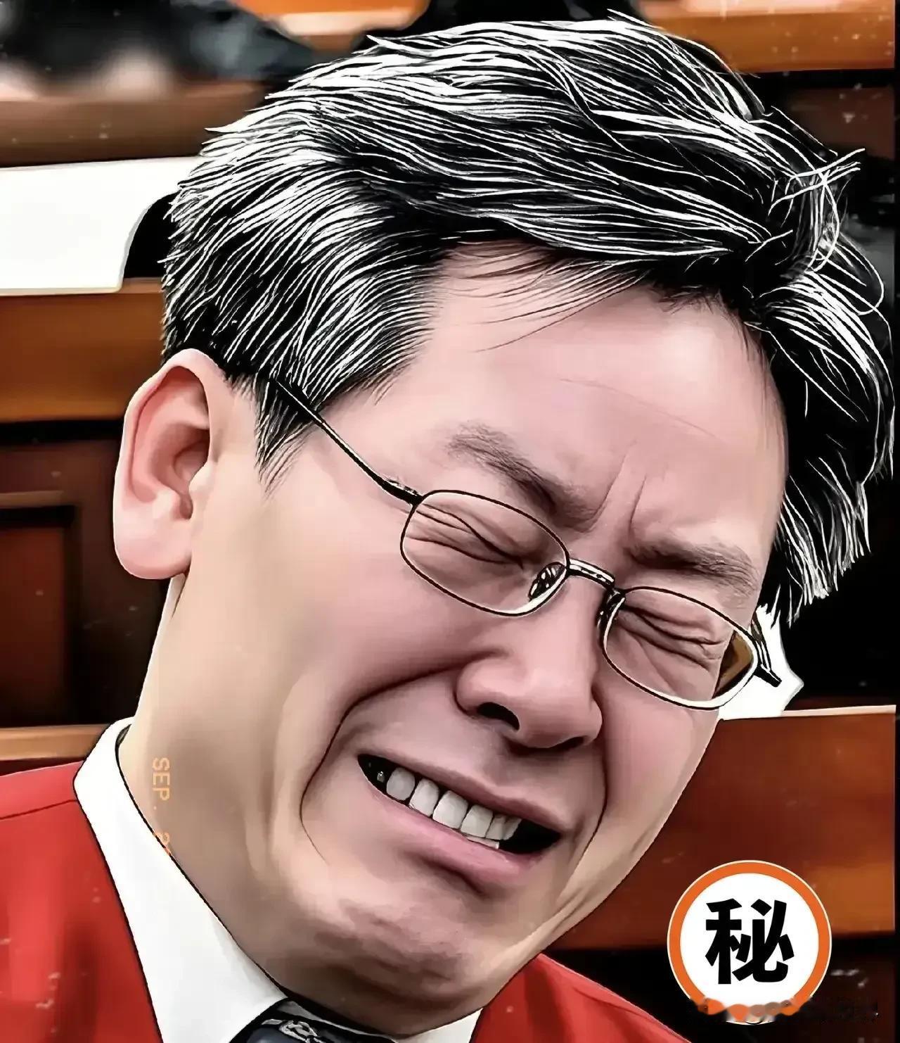 就在刚刚
特朗普突然宣布了

10月27日，特朗普在25日乘坐“空军一号”前往亚