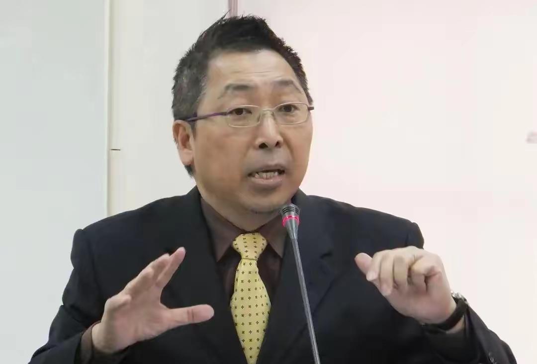 唐湘龙4月1日直言：台湾是中国一省，郑丽文访陆是地方对中央，别讲对等尊严！
 