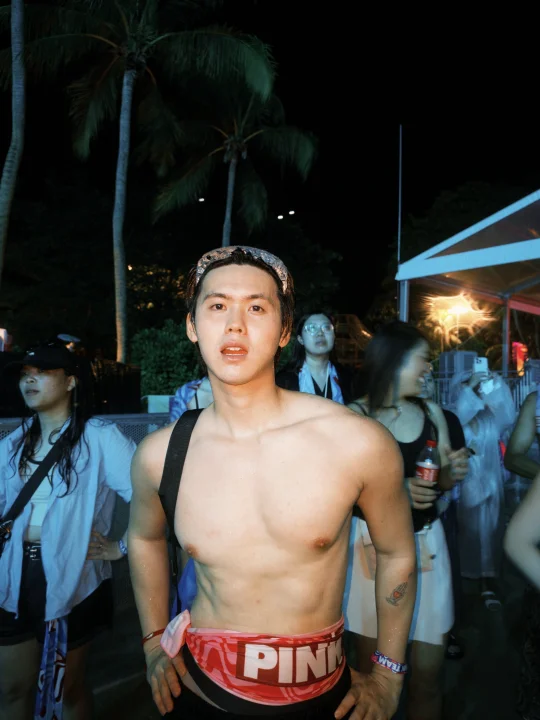 快乐的时候想起你💗 waterbomb音乐节