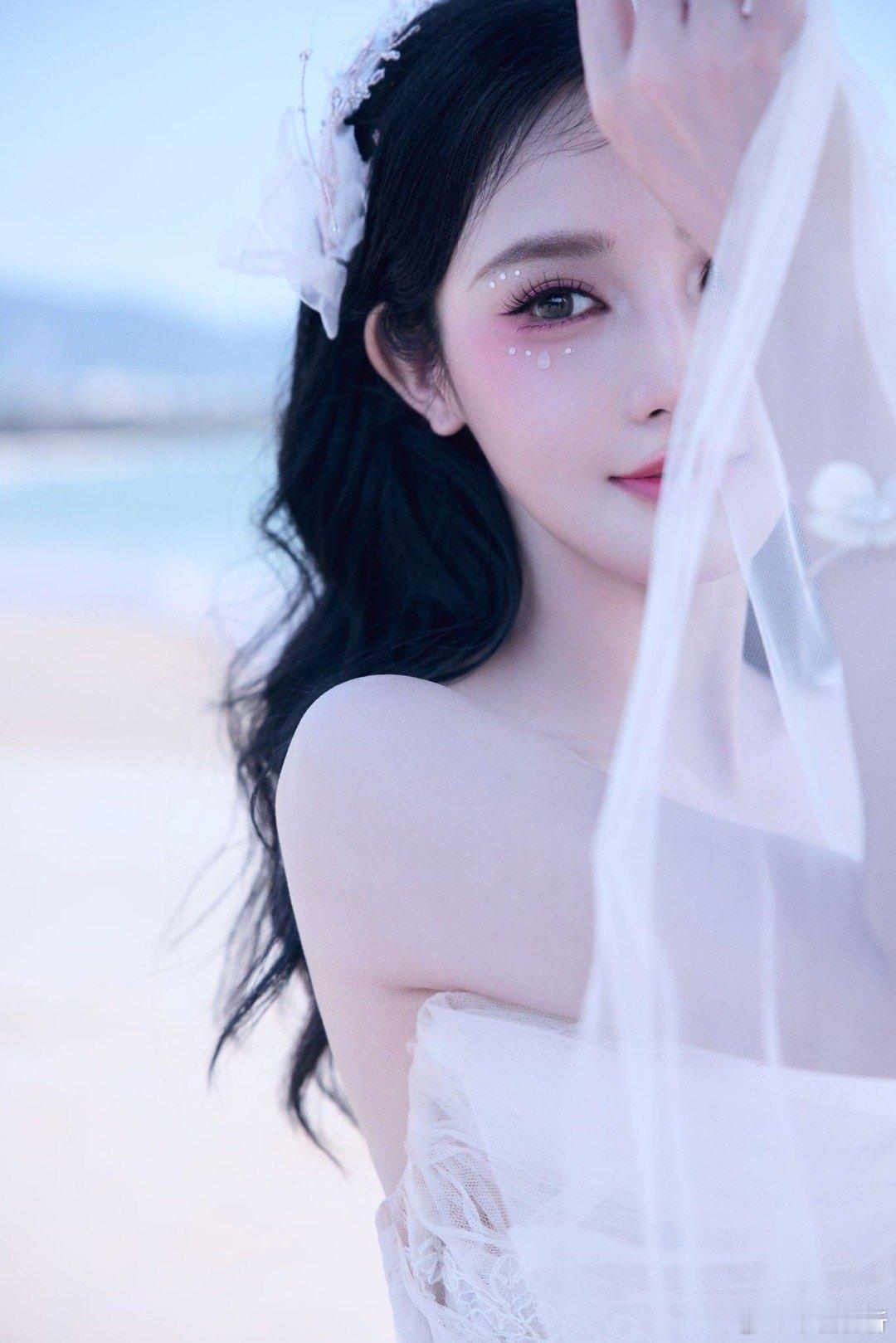 吴宣仪彭小苒你俩什么死动静家人们！彭小苒在综艺里简直行走的快乐源泉，浪姐淘汰意难