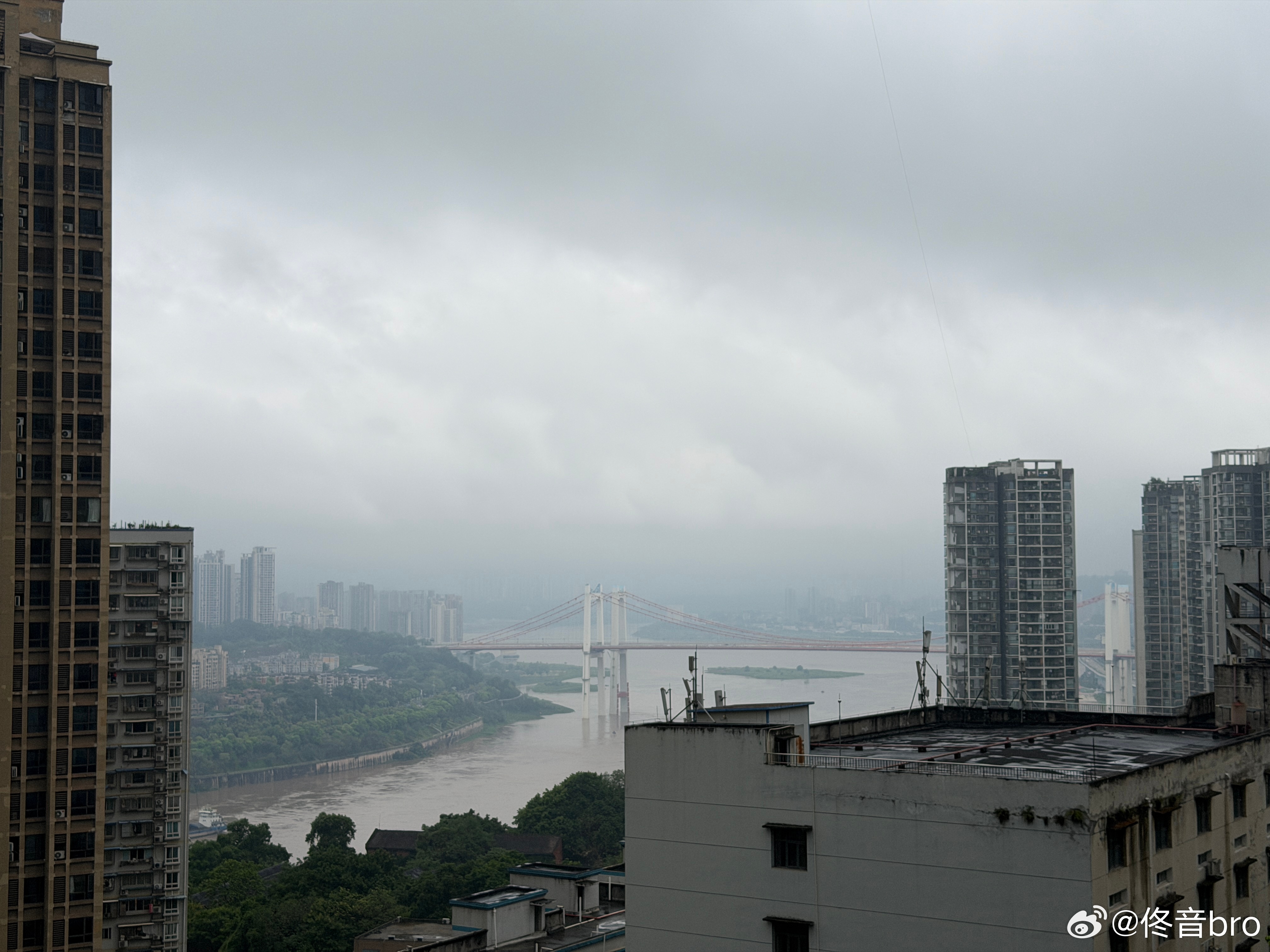 我在一楼那下面的算什么 重庆·红楼宾馆