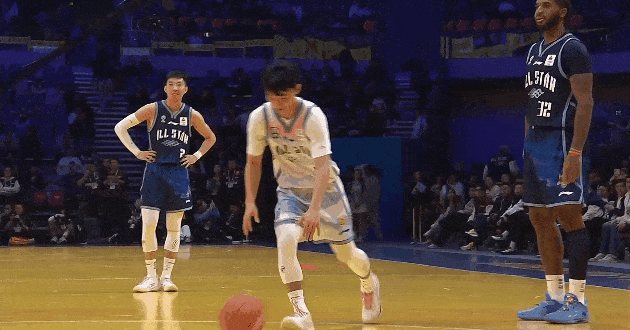 迪亚洛“助攻”徐杰荣膺CBA全明星MVP！

在刚落幕的CBA全明星周末上，南区