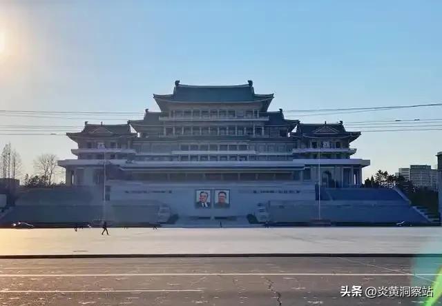 《朝鲜通报朴喜哲为首特大腐败行为》很多人觉得小国治军治党容易宽松，可朝鲜这次会议