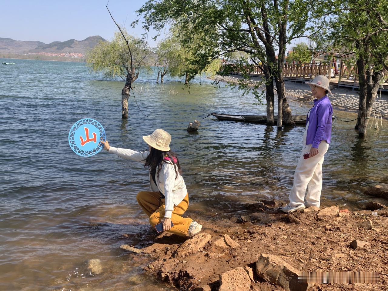 环崮下湖自驾沂水小洱海，奇崮幽洞湖光山色，小众免费，没想到风景这么美，推荐周末自