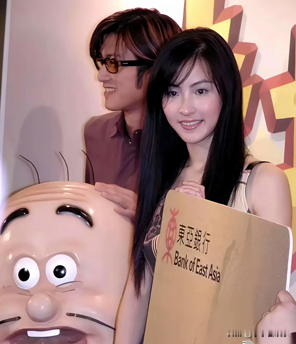 张柏芝曾是惊艳时光的女神，一出道就红遍亚洲。

嫁入顶流婚姻后，却成了全网围观的