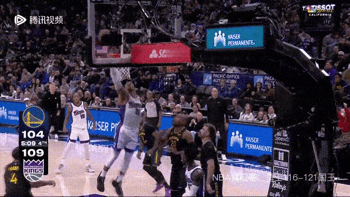 威少在勇士头上拿到16个篮板？勇士中锋在睡觉吗？
     威少在勇士这场比赛简