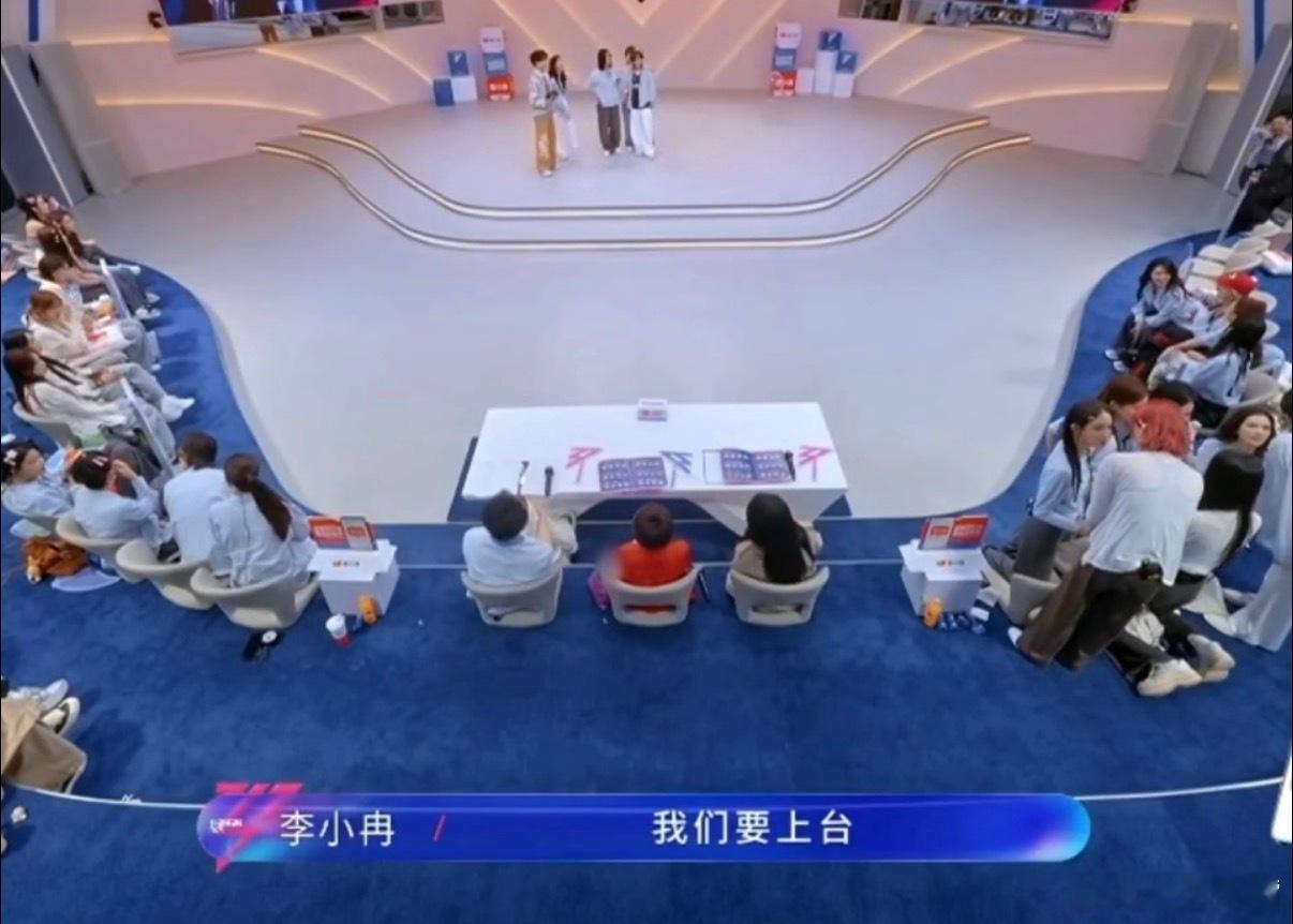 李小冉上厕所吗 王濛喊上台庆祝，李小冉秒接“上厕所吗”，这耳力是认真的吗？从“谁