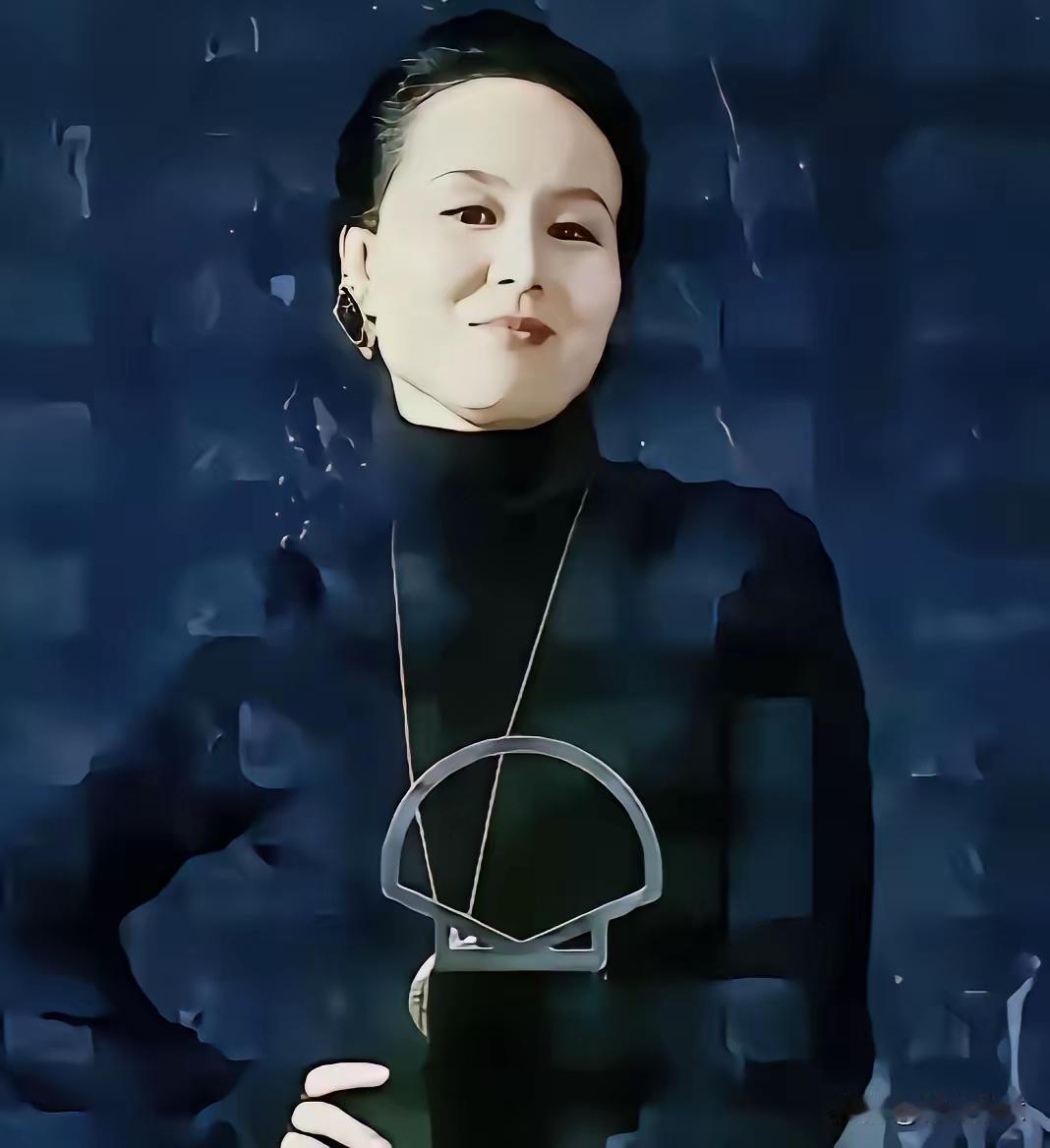 什么叫相由心生？
看看主演《监狱里的妈妈》那个姓赵的女人就行了!

相由心生，是