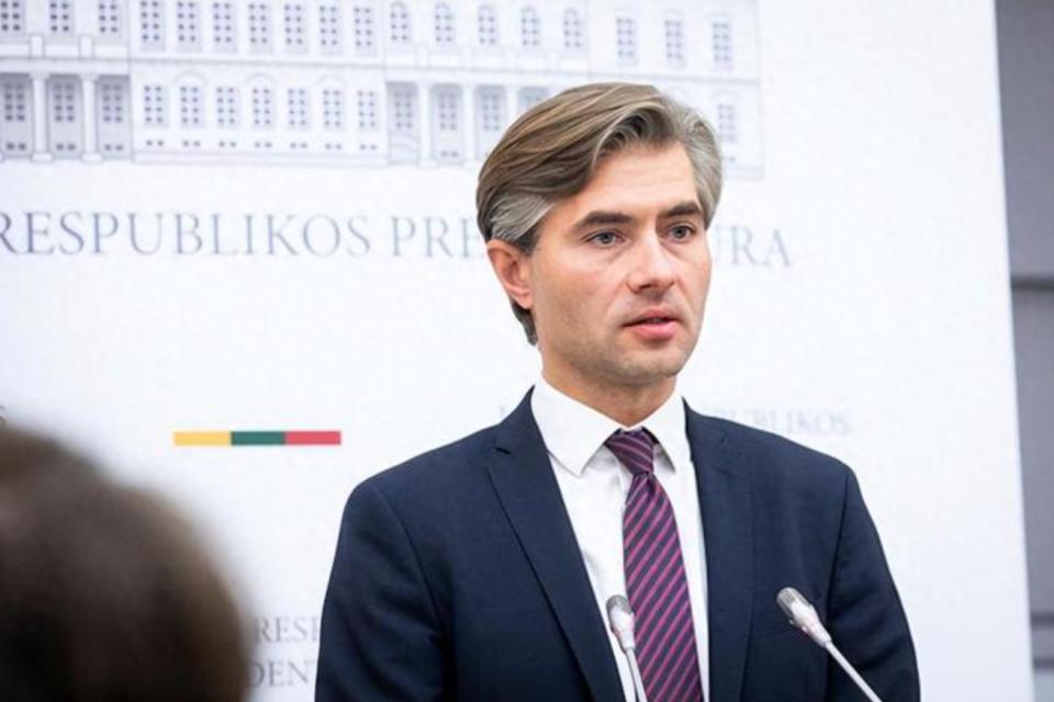 立陶宛求复交？先把台湾的牌子摘干净再说！
 
4月23日，立陶宛外长突然卖惨，称