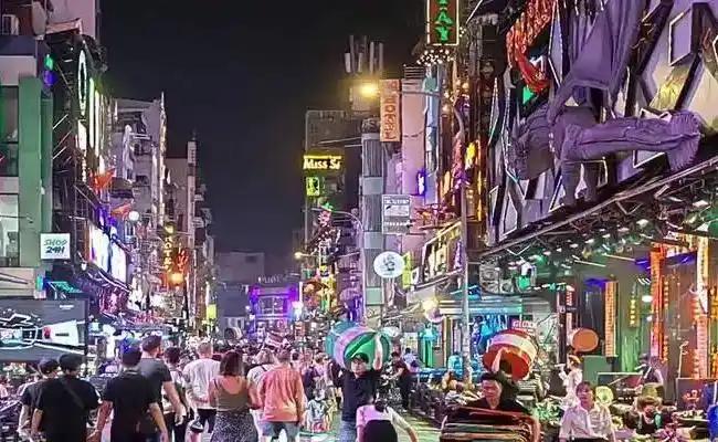 跟朋友去了趟越南才发现，中国人的生活到底有多幸福！别只盯着外面的风景，真正差距藏