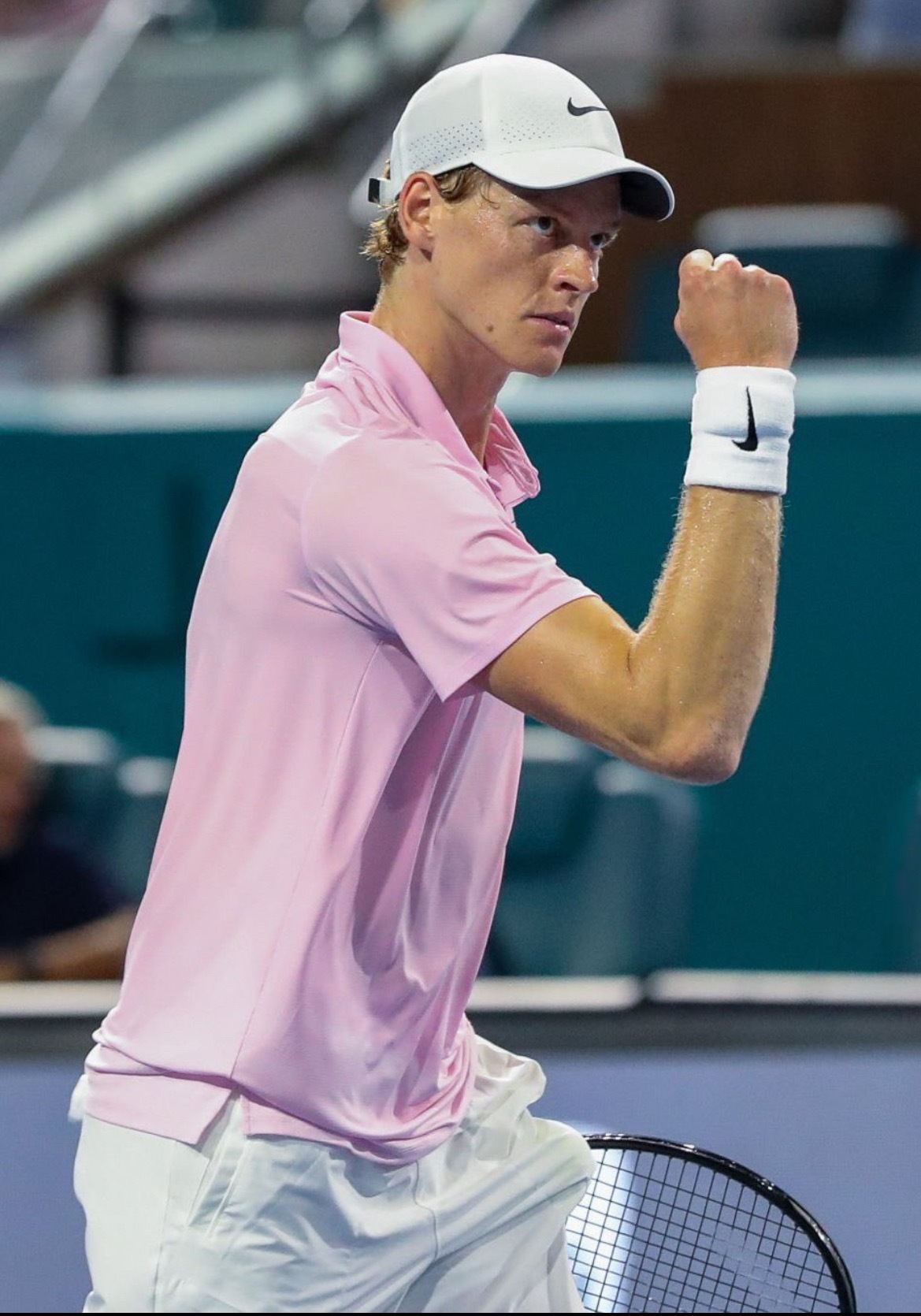 辛纳阳光双赛双杀兹维列夫辛纳7连胜兹维列夫萨巴伦卡辛纳冲击阳光双冠迈阿密大师赛辛