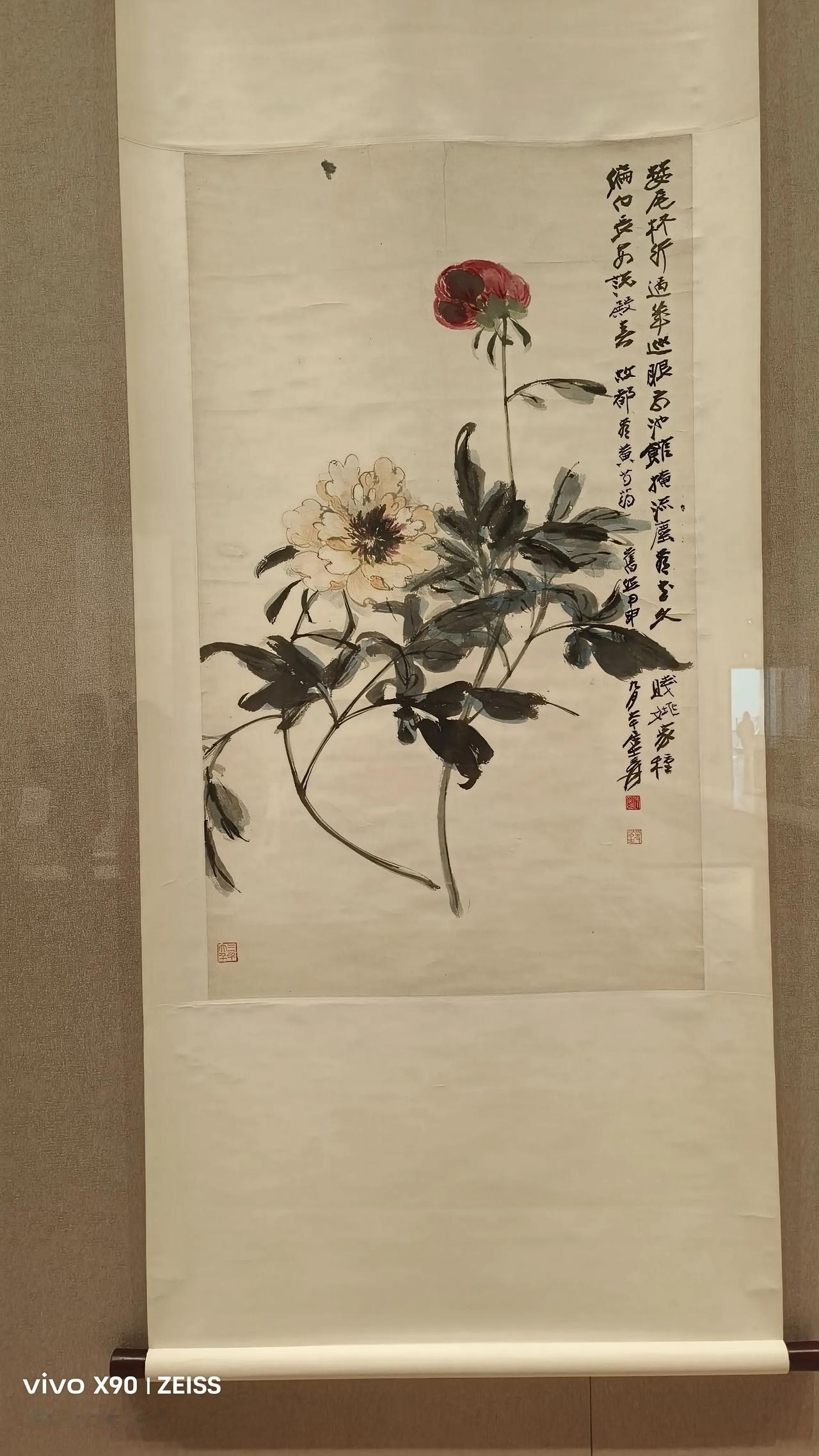 你吃过最便宜的冰棍多少钱一根?买的好像有一分钱一根纯冰棍。
记得我们家附近有个大