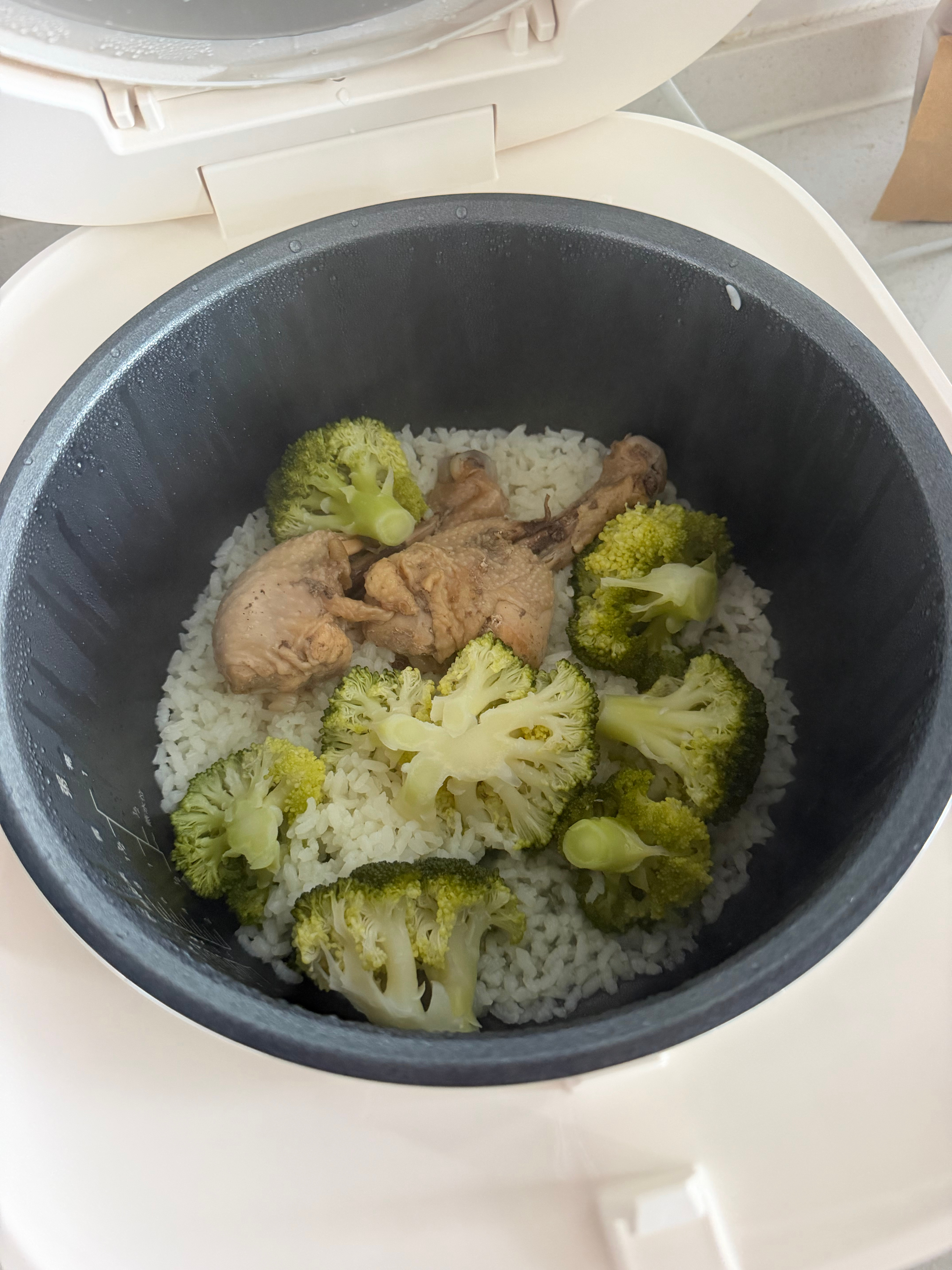 瘦了后感受到了朋友微妙的恶意那我没有感受到3月份200斤（图一）现在153斤 我