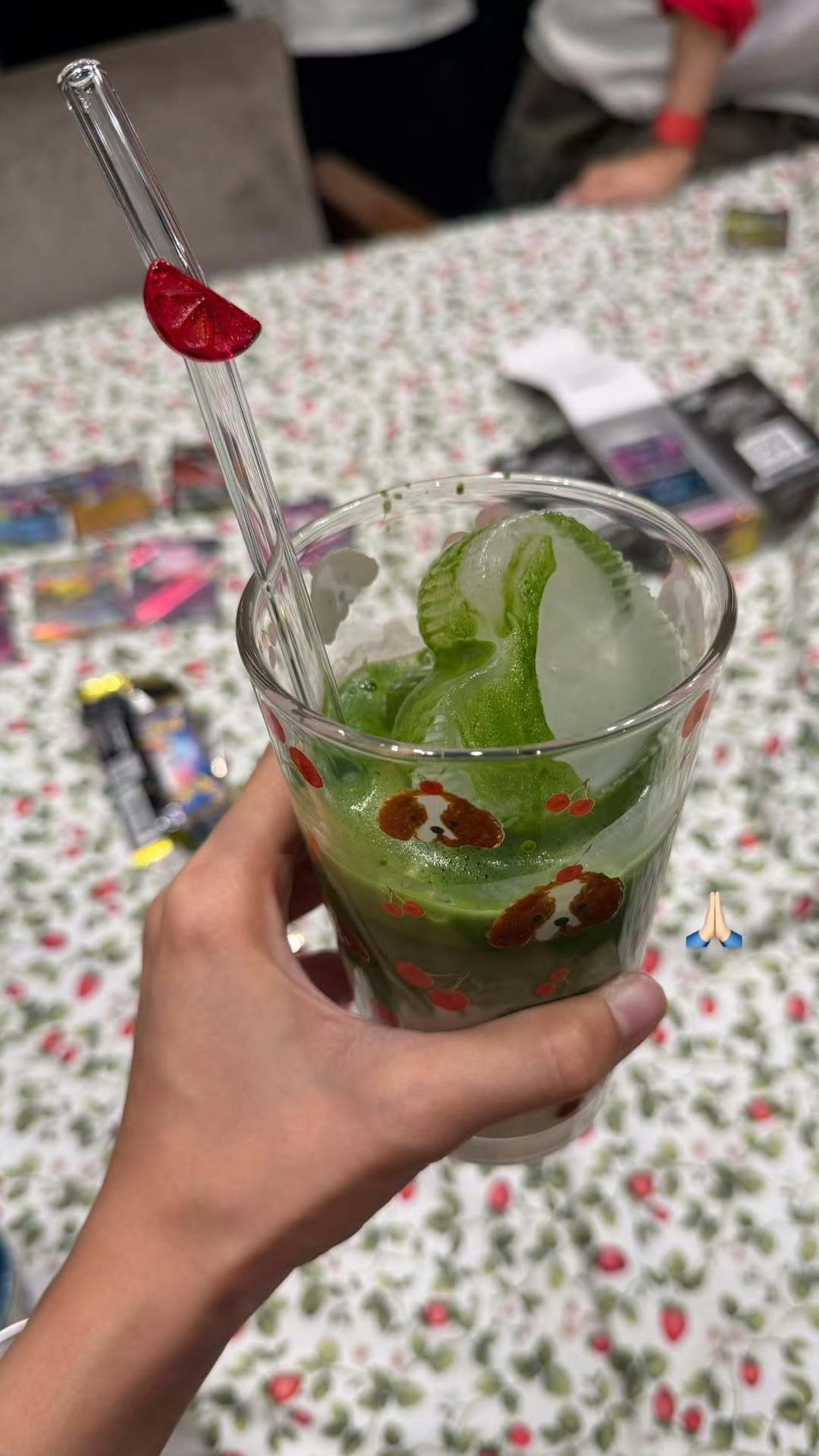 好巧今天跟宝宝一样都喝了抹茶🍹🍒🥰🙏🏻 