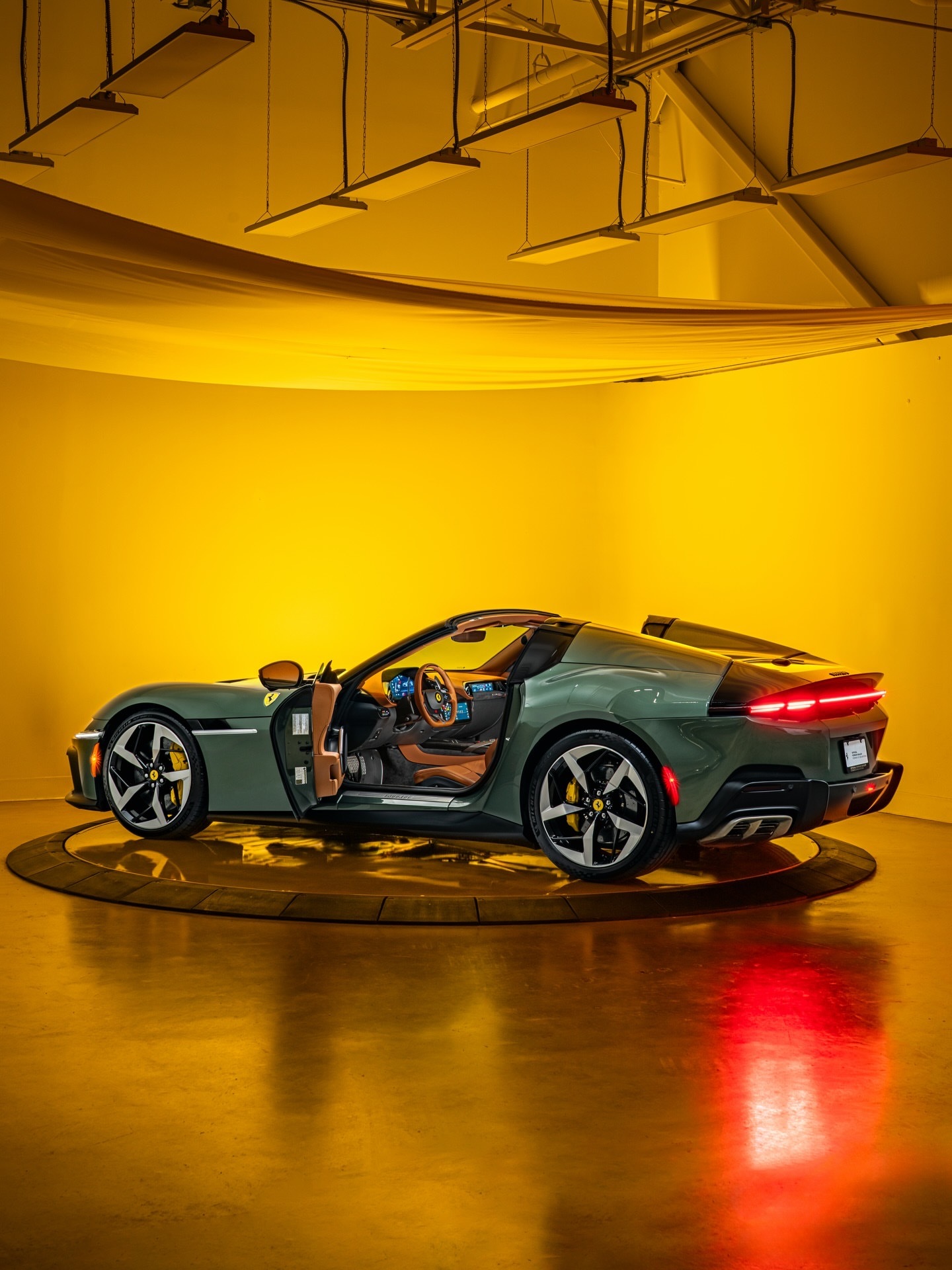 新年快乐，来自FerrariofSanAntonio 🎆 用对FerrariV